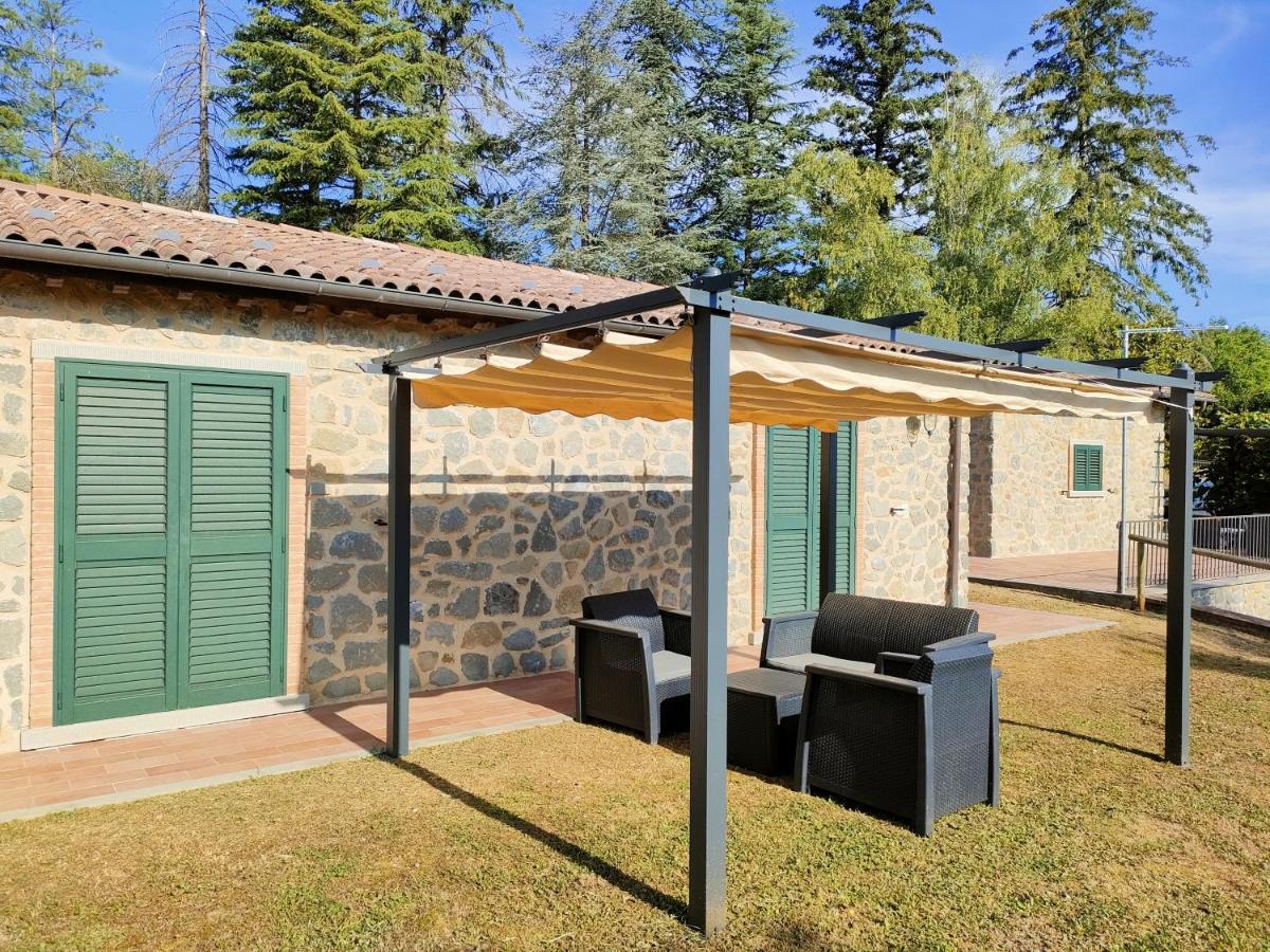 Agriturismo Borgo Biaia Camporgiano Eksteriør billede