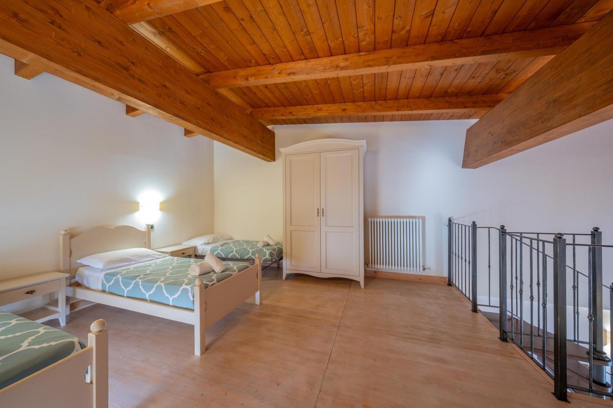 Agriturismo Borgo Biaia Camporgiano Eksteriør billede
