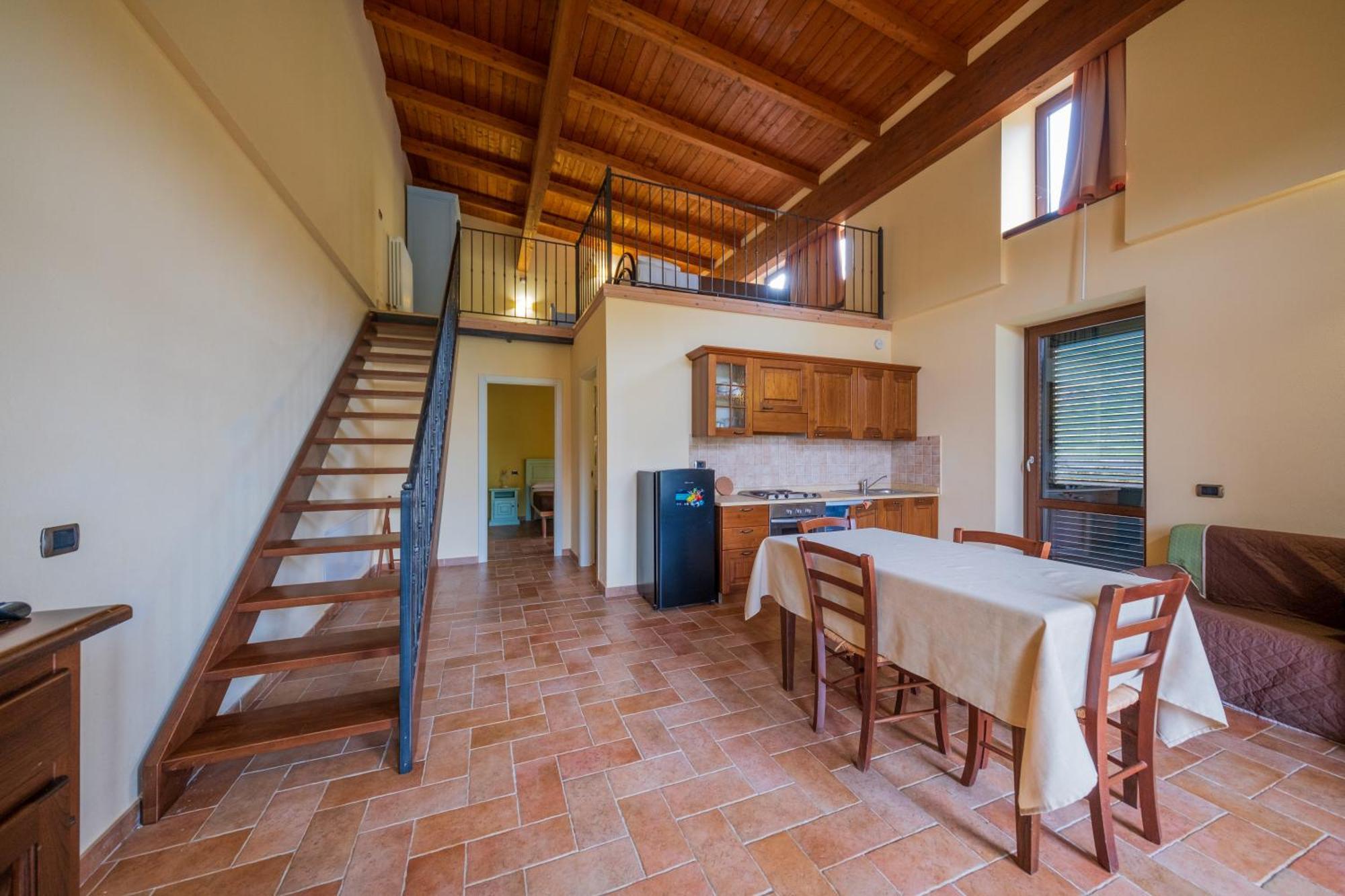 Agriturismo Borgo Biaia Camporgiano Eksteriør billede