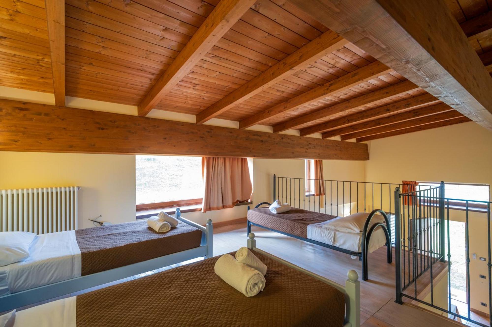 Agriturismo Borgo Biaia Camporgiano Eksteriør billede