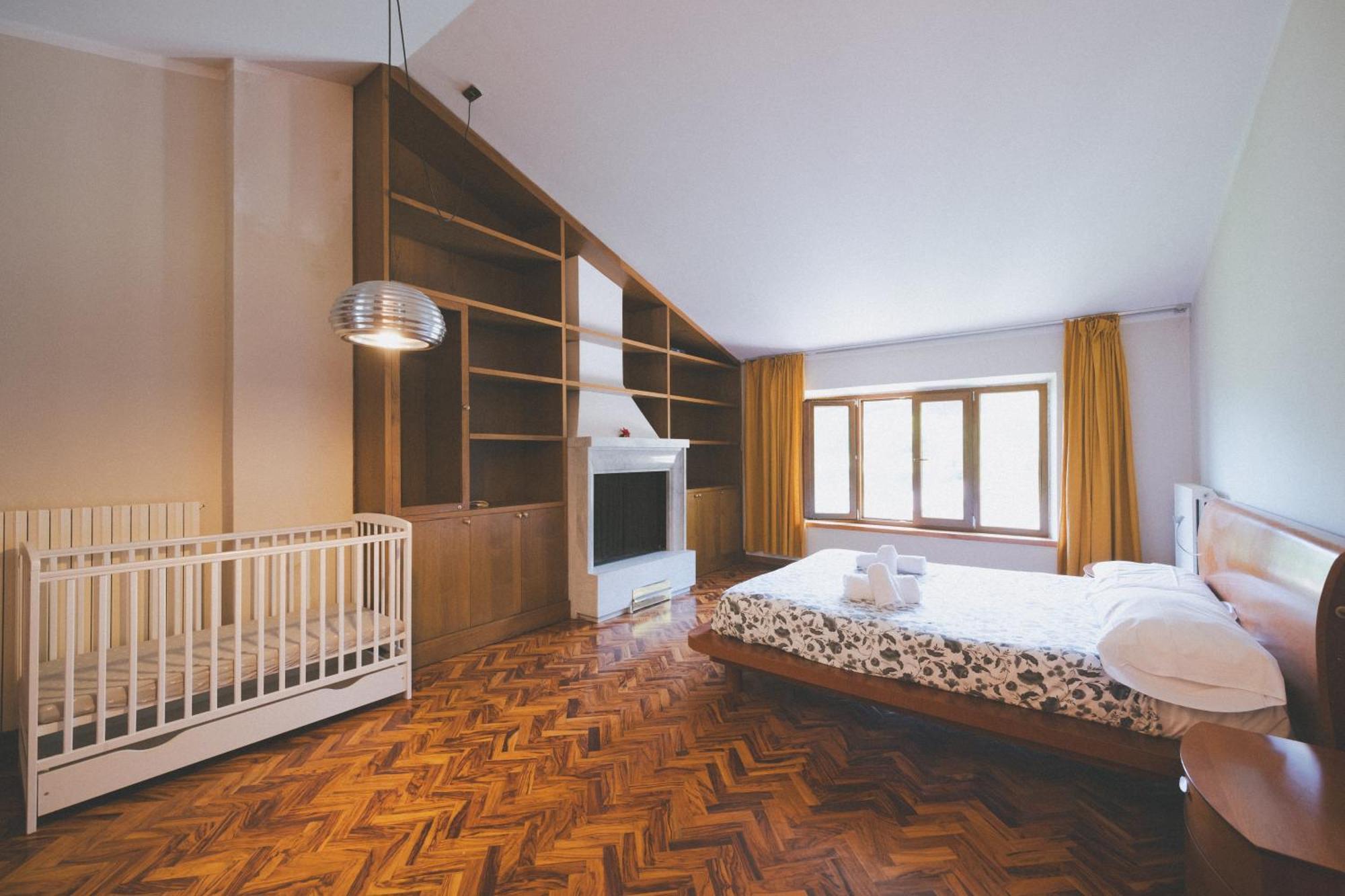 Agriturismo Borgo Biaia Camporgiano Eksteriør billede